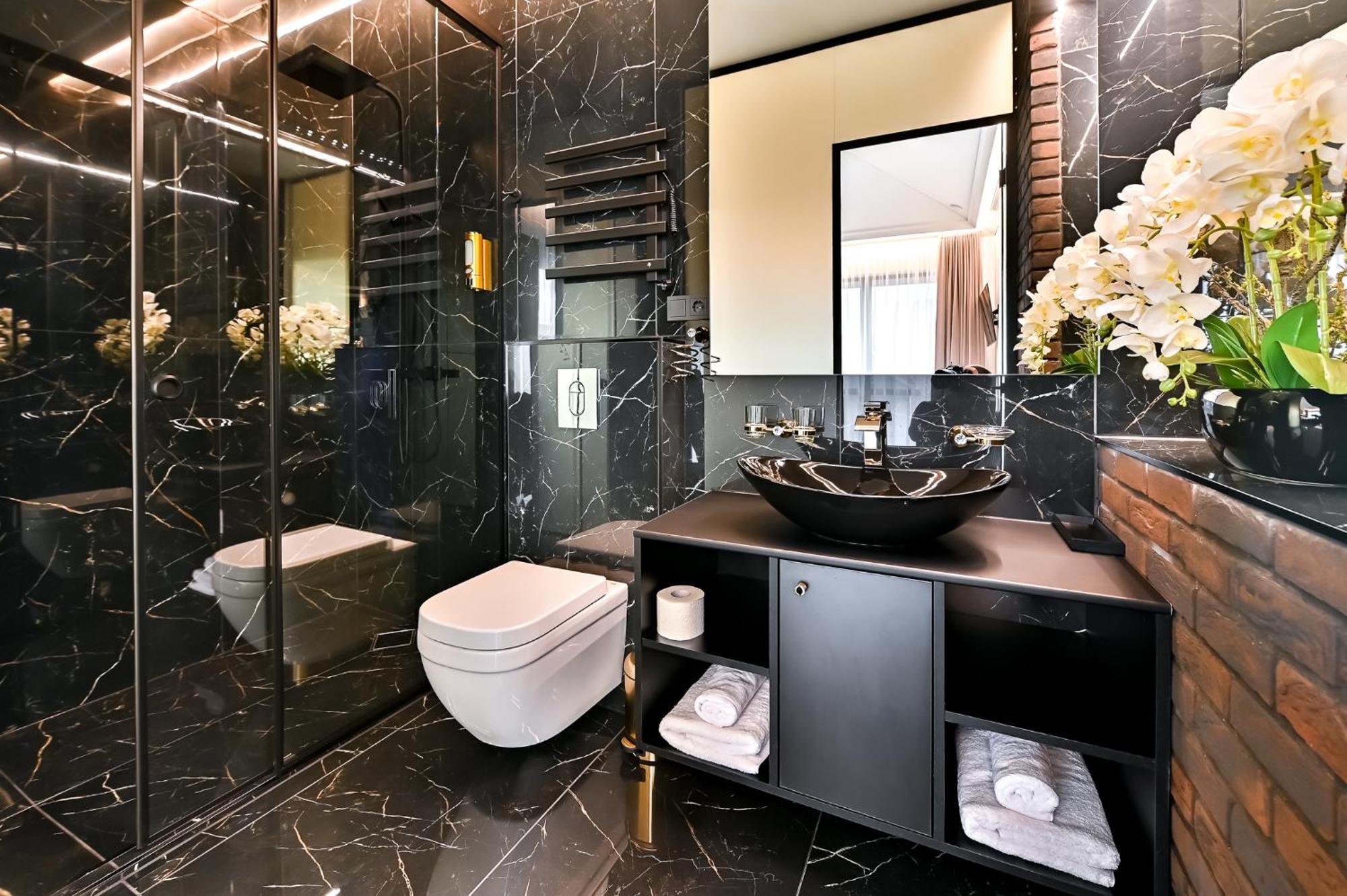 Diamond Sveciu Namai Aparthotel Kaunas Exteriör bild